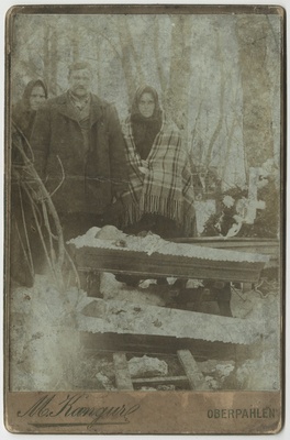 Aleksander Ivani perekonnapilt. Matus  duplicate photo
