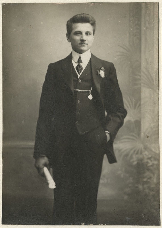 Aleksander Ivan