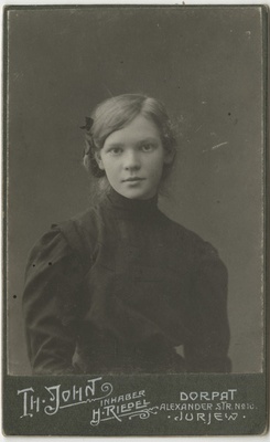 Alma Pung  duplicate photo