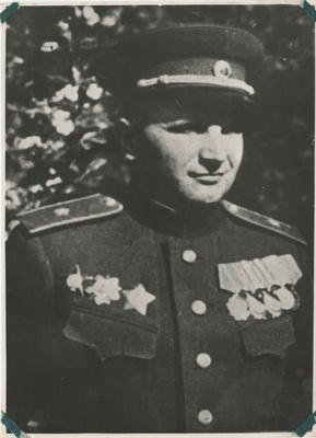 Luuga laskurdiviisi kindralmajor Semjonov Nikolajevitš Borštšev  duplicate photo