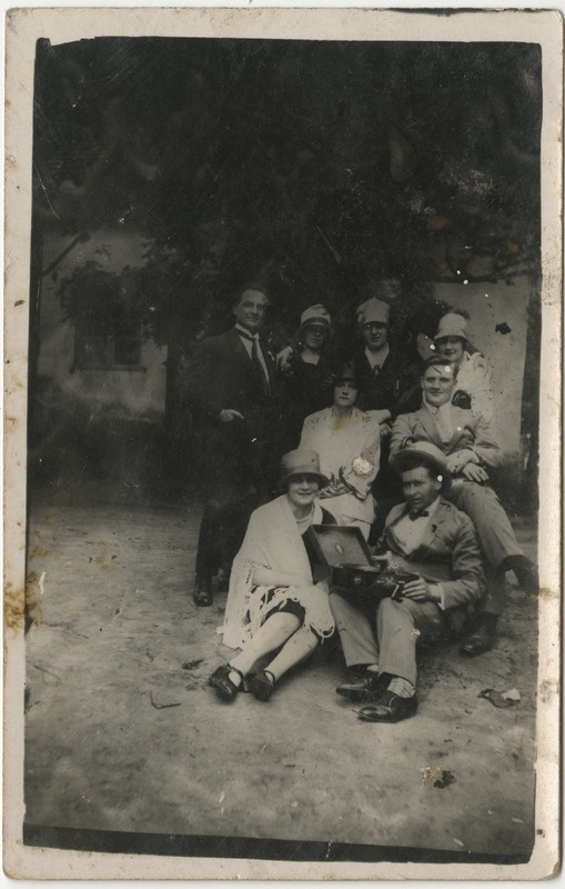 Aleksander Ivan seismas koos perekonnaga?