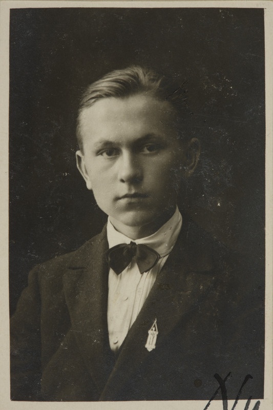 Eesti üliõpilaste seltsi "Veljesto" liige Rein Nurkse, portreefoto