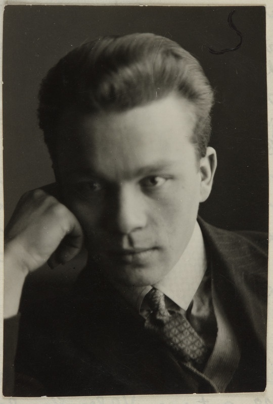 Eesti üliõpilaste seltsi "Veljesto" liige Arnold Tudeberg, portreefoto