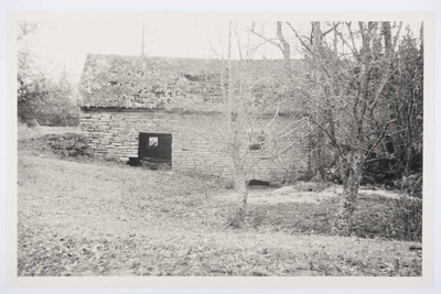 Kahala küla Möldri talu vesiveski, külgvaade põhja poolt.  duplicate photo