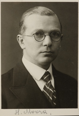 Eesti üliõpilaste seltsi "Veljesto" liige Harry Moora, portreefoto  duplicate photo