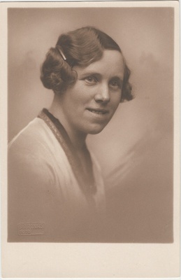 Portree Hilda Tõnissonist.  duplicate photo