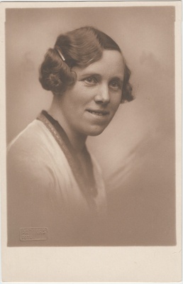 Portree Hilda Tõnissonist.  duplicate photo