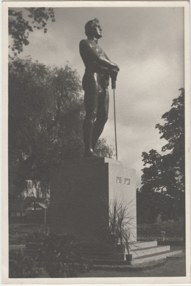 Vabadussõjas langenute mälestussammas (Kalevipoja kuju) Tartus.