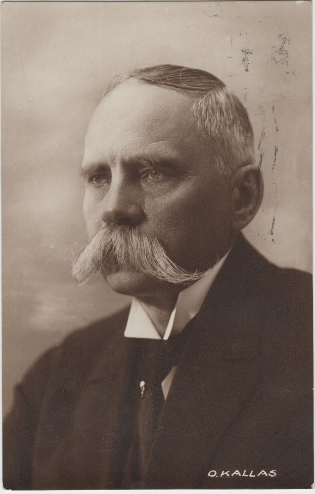 Portree Oskar Kallasest.