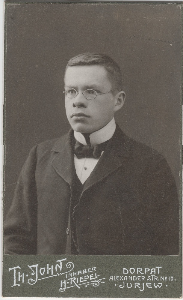 Portree Karl Robert Pickist.