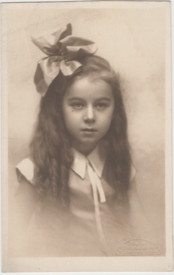 Portree Lagle Tõnissonist.  duplicate photo