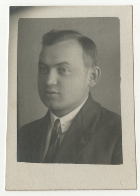 Metsateadlane August Michelson, portreefoto  duplicate photo