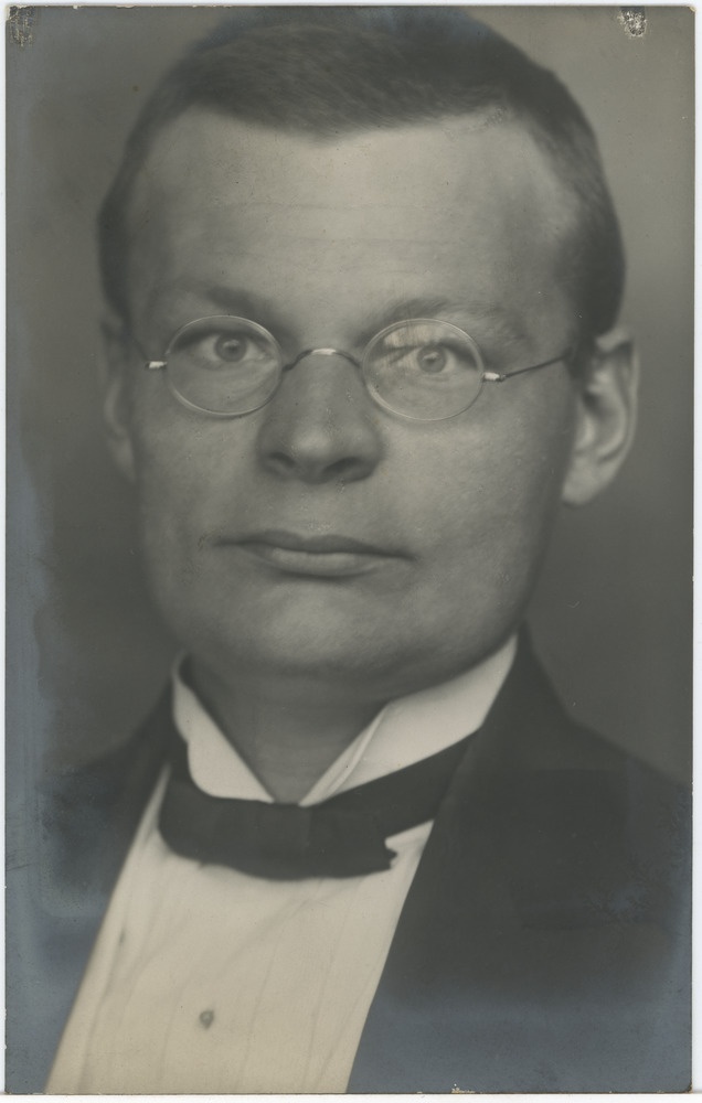 Peeter Lindvest, portreefoto