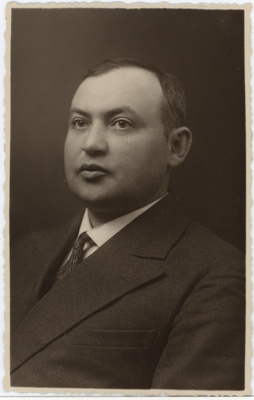 Metsateadlane August Michelson, portreefoto  duplicate photo