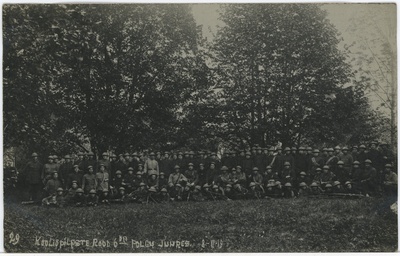 Koolipoiste rood 6 polgu juures  duplicate photo