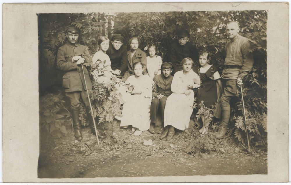 Seltskond metsaservas