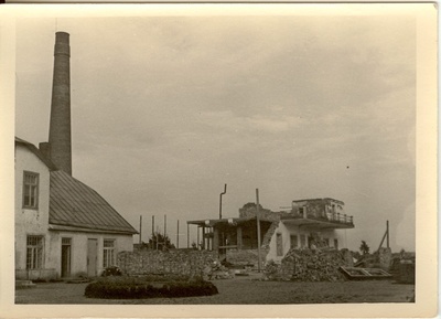 Photo, Türi crushed pastry in the 1940s a.  duplicate photo