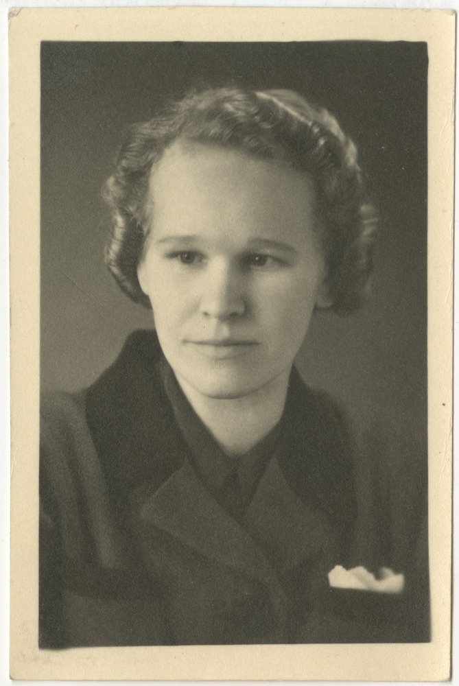 Oletatavalt Meeta Odenberg, portreefoto