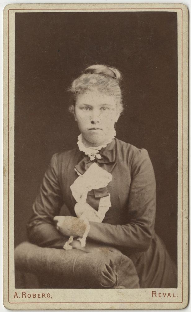 Proua Steinpikk, portreefoto