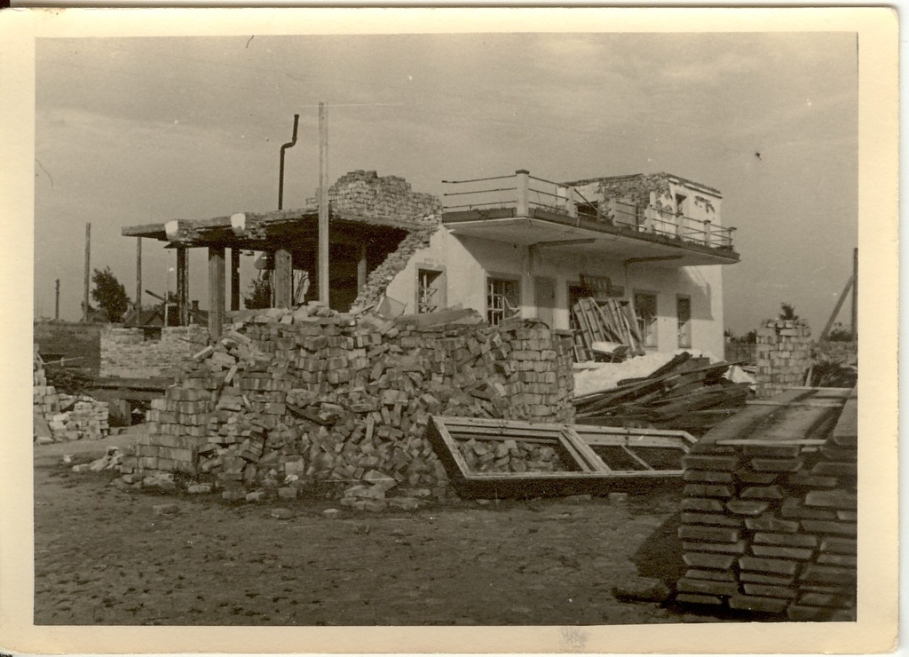 Photo, Türi crushed pastry in the 1940s a.