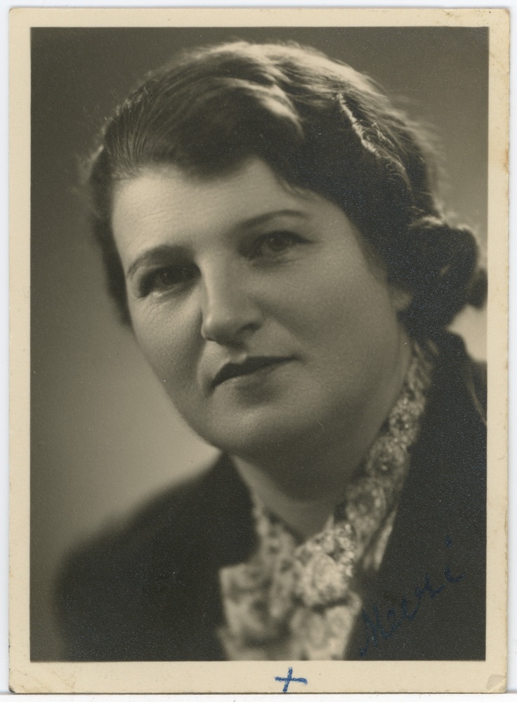 Mary Kullasepp, portreefoto