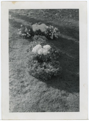 Vaade Julie Kuuse hauale Detroitis  duplicate photo