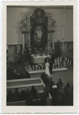 Laine Järv ja Mango Vanker. Laulatus Karksi Peetri kirikus  duplicate photo