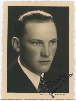 Paul  duplicate photo