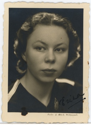 Erika  duplicate photo