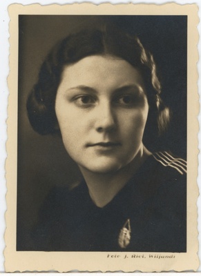 Anna Ilusmets  duplicate photo