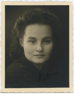 Helmi  duplicate photo