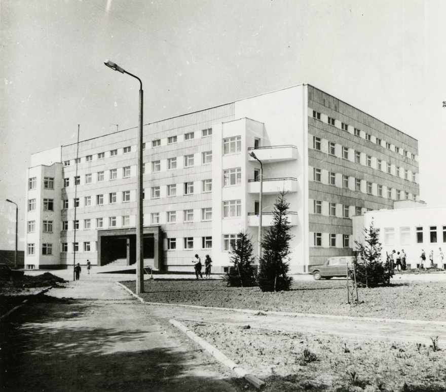 Jõgeva haigla, vaade. Arhitekt Ilmar Puumets