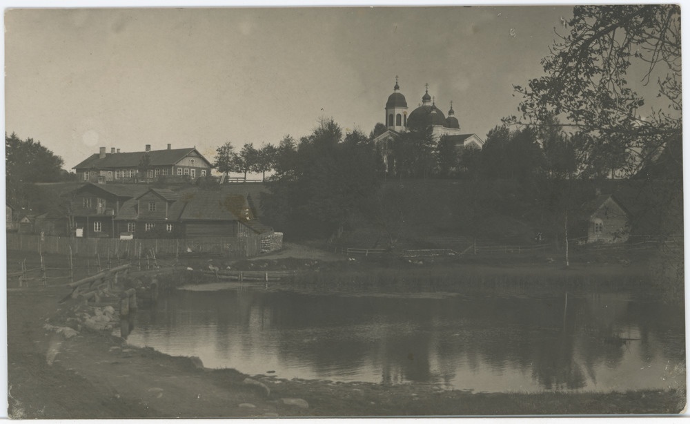 Halliste-Penuja apostliku õigeusu kirik