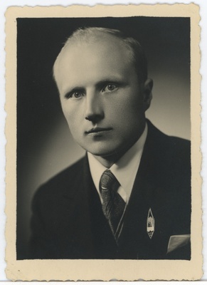 Osvald Johannes Kaljurand, portreefoto  duplicate photo