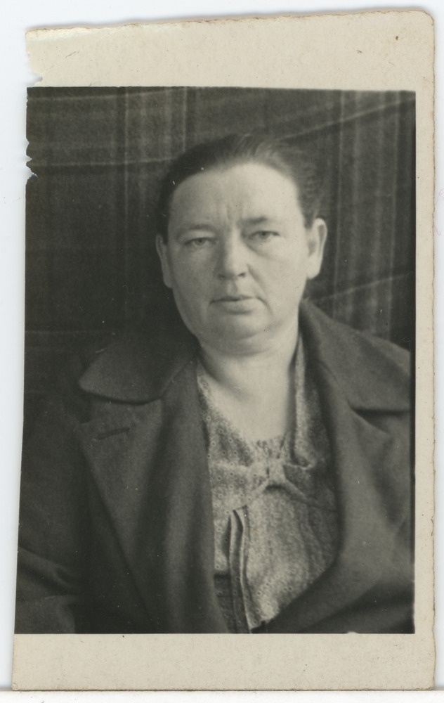 Marie Käär, portreefoto