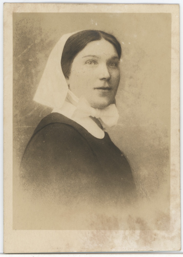 Halastajaõde Mariette, portreefoto