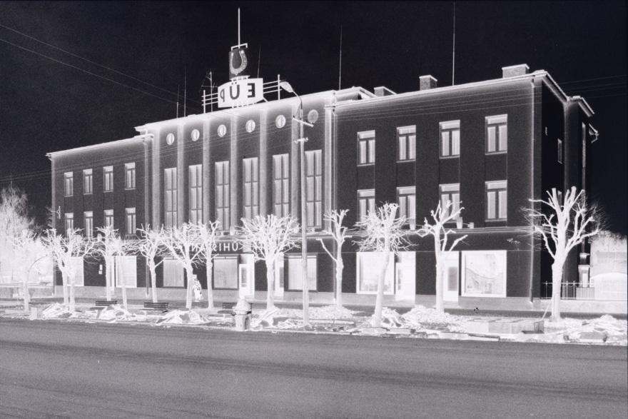 Rakvere pangahoone, vaade. Ins Ferdinand Adoff