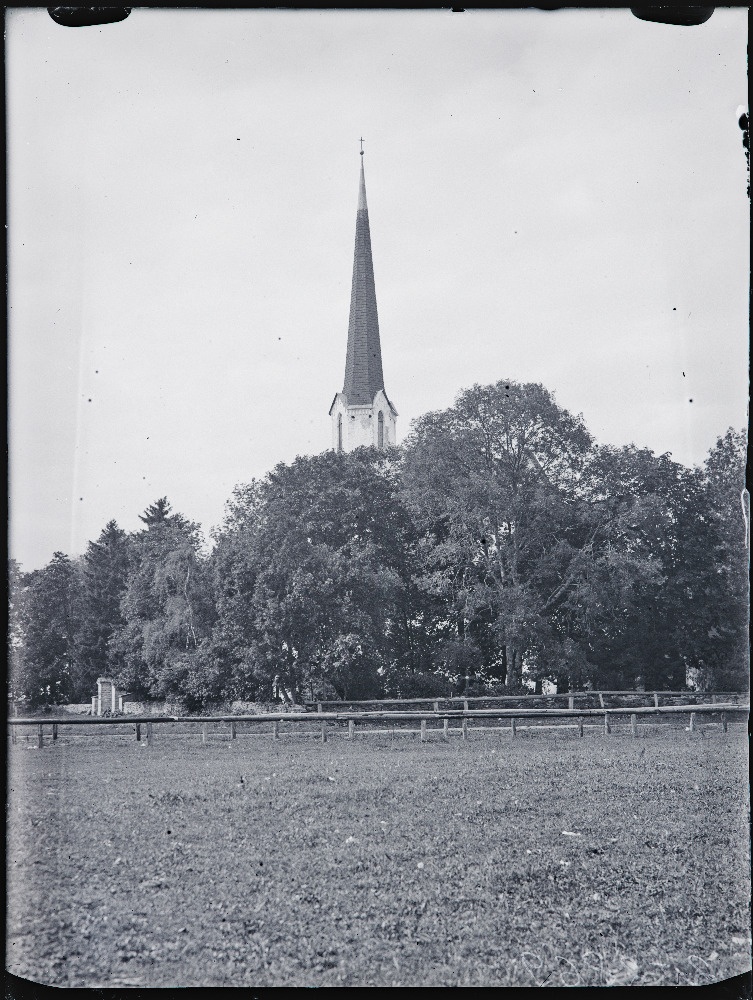 Väike-Maarja kirik. Vao vald.