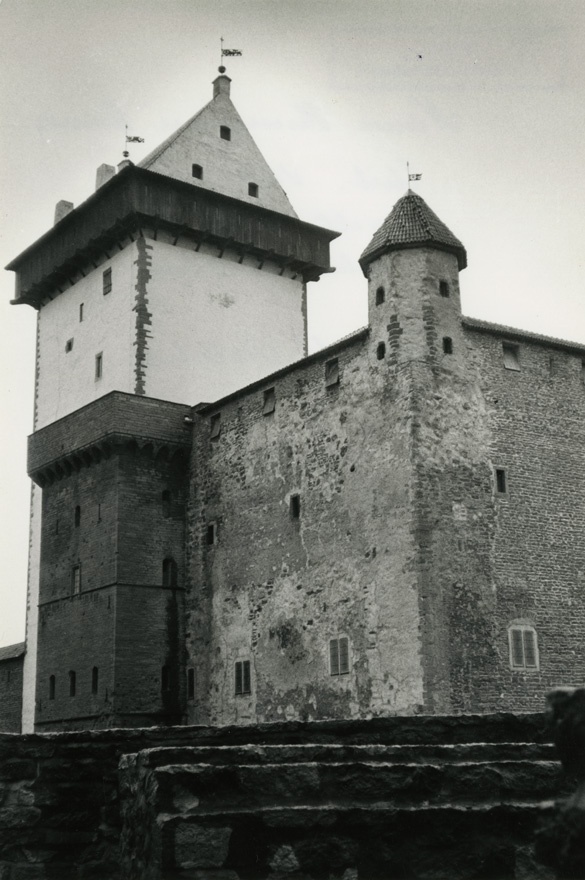 Narva Hermanni kindluse peatorn Pikk Hermann, vaade tornile