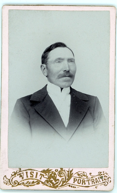 Tundmatu mehe portree