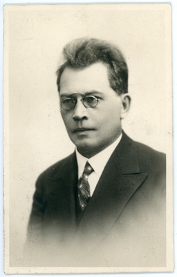 Friedebert Tuglas. Fotopostkaart  duplicate photo