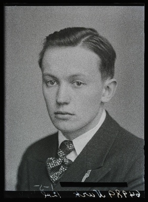 Nurk.  duplicate photo