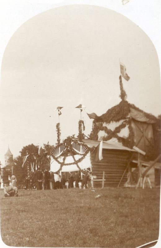 Foto. Haapsalu põllumajandusnäitus Krahviaias. 1895 (?).