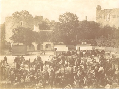 Foto. Turg Haapsalus. Kauplejad suvisel laadapäeval. u 1900.  duplicate photo