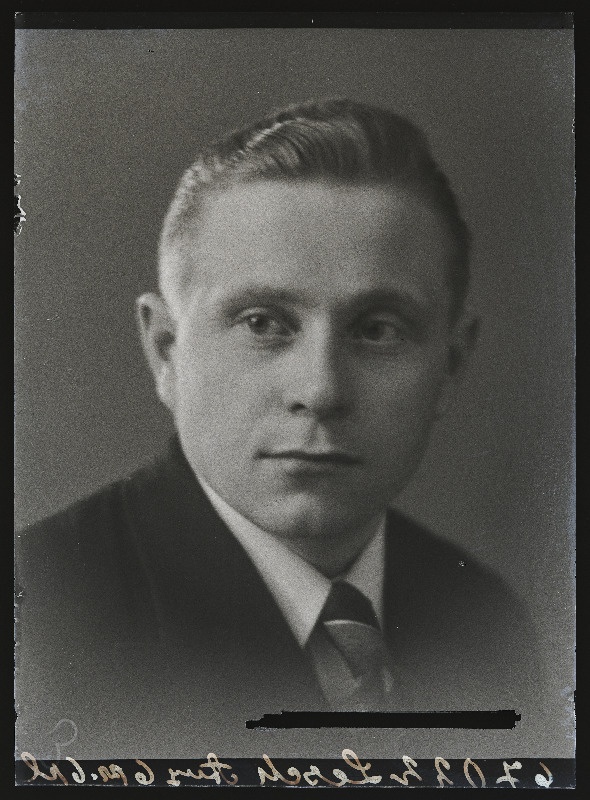 August Lesch, (Õisu).