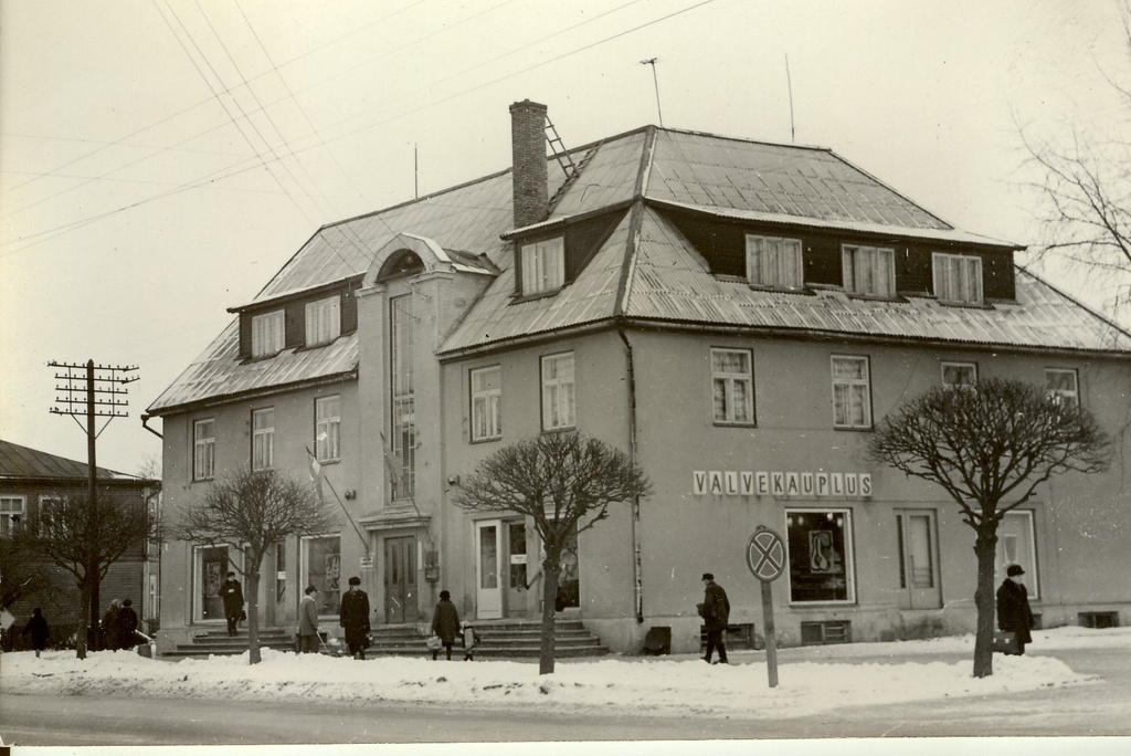 Türi city and village council building