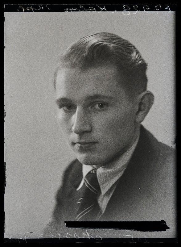 Mossov.