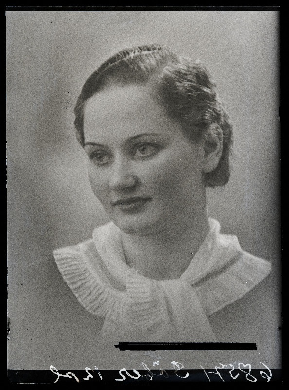 Natalie Sõber Suure-Jaanist.