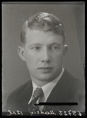 R. Maasik, (Õisu Piimanduskool).  duplicate photo