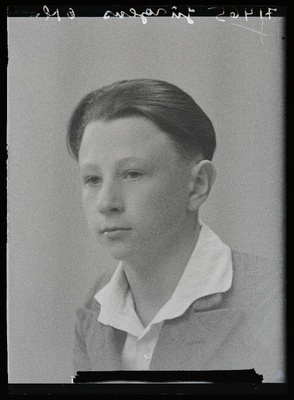 Jürgens.  duplicate photo